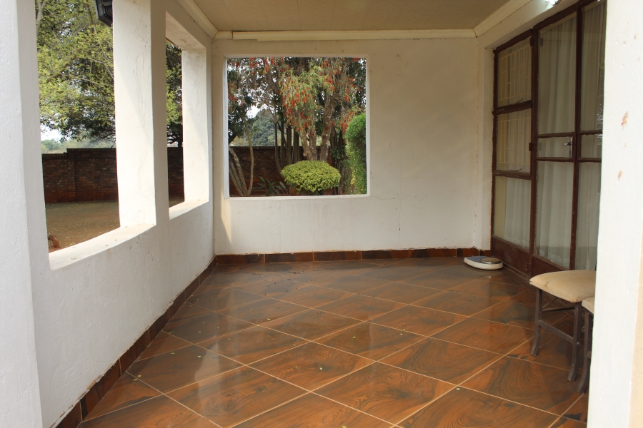 4 Bedroom Property for Sale in Mooinooi North West